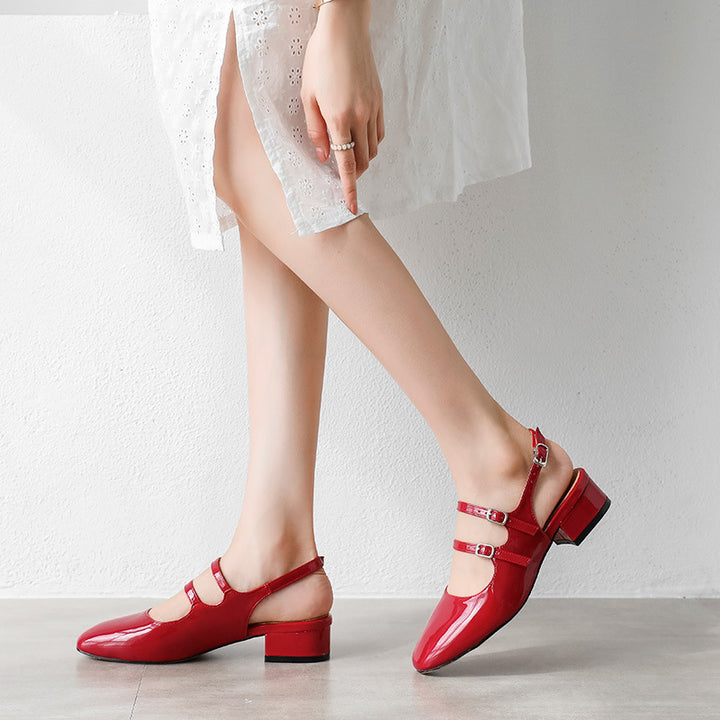 Dame Slingback sko med dobbelt justerbare remme og elegant blokhæl Stilla