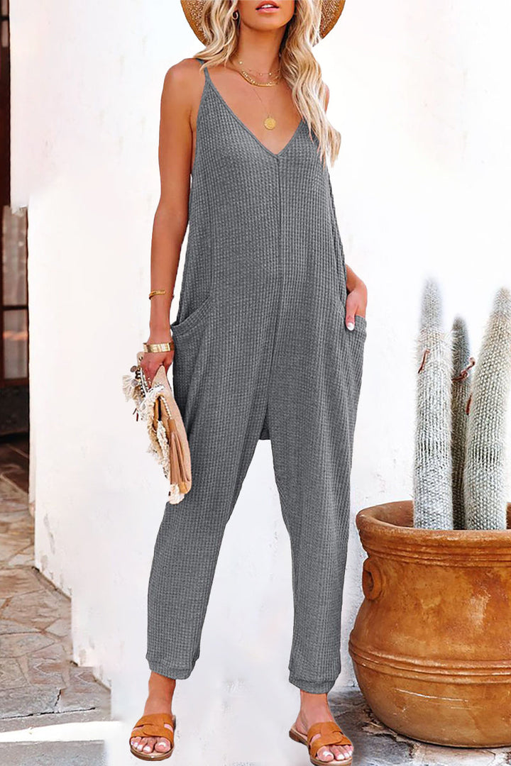 Stilla | Løs Jumpsuit med V-hals og Ferielook