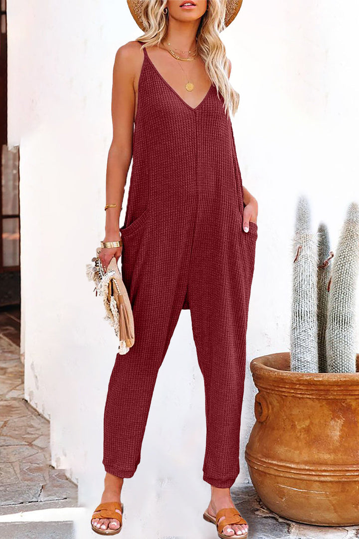 Stilla | Løs Jumpsuit med V-hals og Ferielook