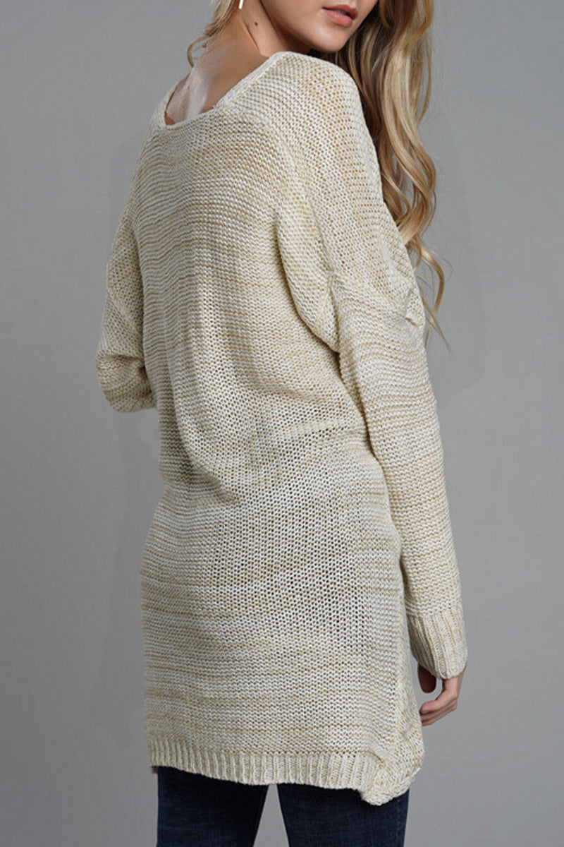 Stilla | Lækkert V-hals Pullover i ensfarvet patchwork