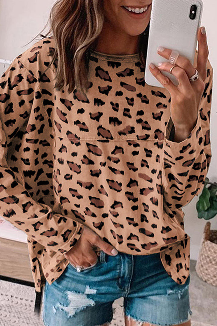 Stilla | Lækre overdele med rund halsudskæring i leopardmønster