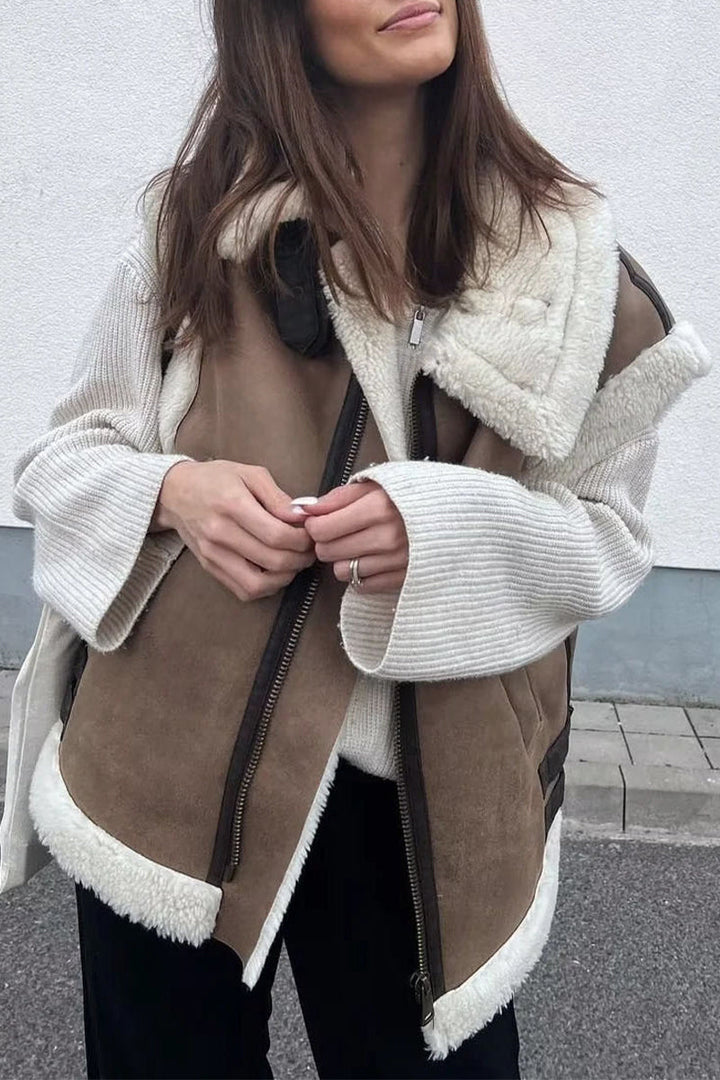 Stilla | Lette og Enfarvede Patchwork Overdele med Omslagkrave
