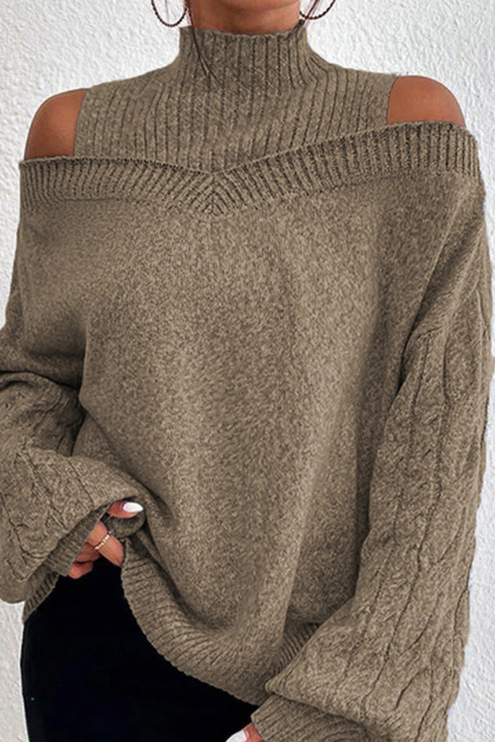 Stilla | Lækkert rullekravepullover med patchwork, ensfarvet, hullet