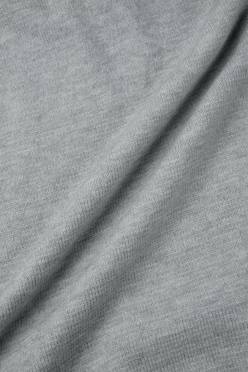 Stilla | Lækkert rullekravepullover med patchwork, ensfarvet, hullet