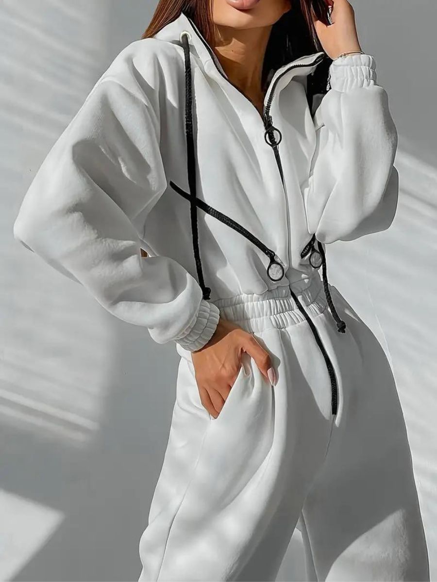 Stilla | Hoodie med hætte og snøre