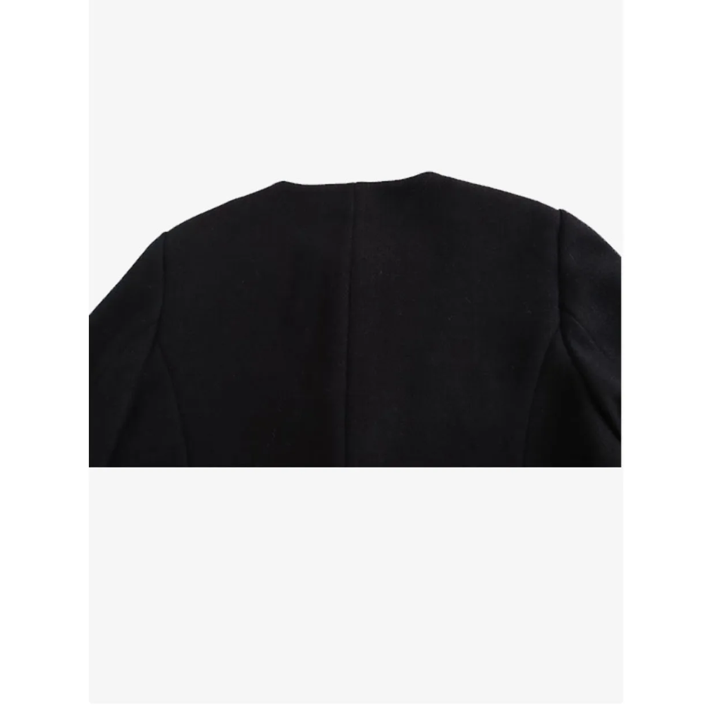 Stilla | Elegant Flyverbluse med Dobbelt Frontlommer og Knaplukning