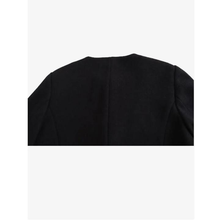 Stilla | Elegant Flyverbluse med Dobbelt Frontlommer og Knaplukning