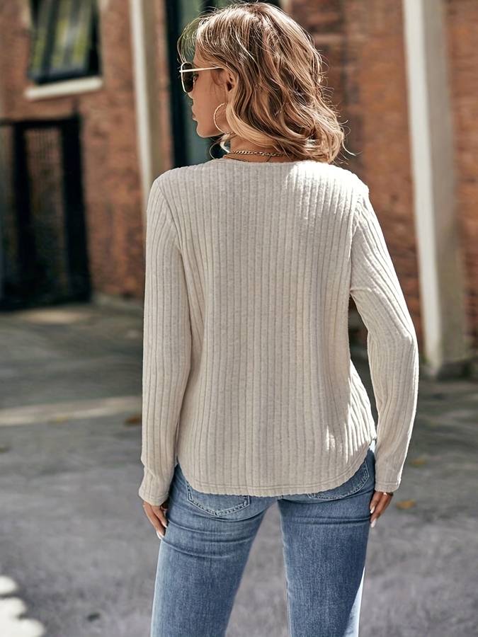 Stilla | De Ubesværede og Trendy Sweaters Generelt