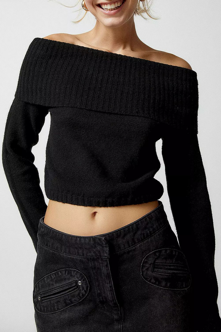 Stilla | Sexy Pullover, Ensfarvet, Med Skulderfri Form