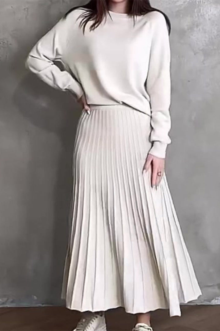 Stilla | Elegante og Ensfarvede Sæt, Med Rund Halsudskæring og Lange Ærmer