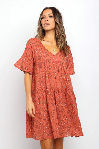 Feminint Floral Midi Kjole Stilla