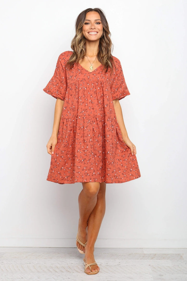 Feminint Floral Midi Kjole Stilla