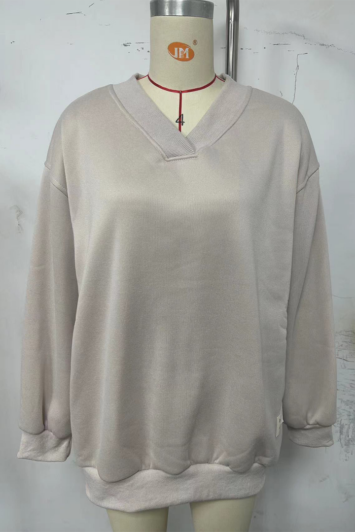 Stilla | Behagelig Hoodie Med V-Hals I Patchwork Stil Til Hverdagen