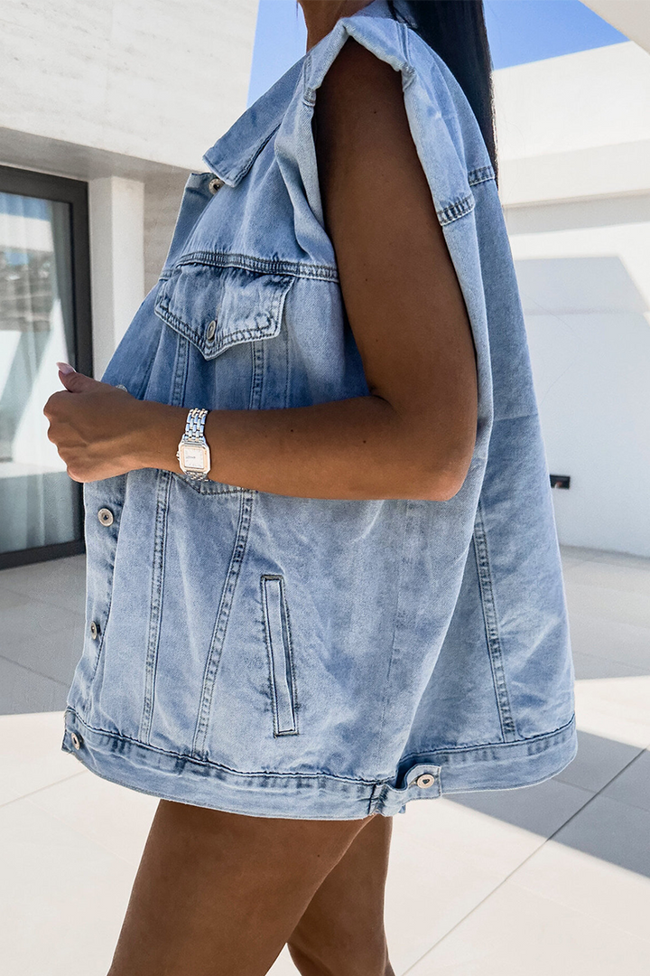 Stilla | Casual Jeansjakke Med Vaskede Knapper, Omslået Krave, Ærmeløs, Bred