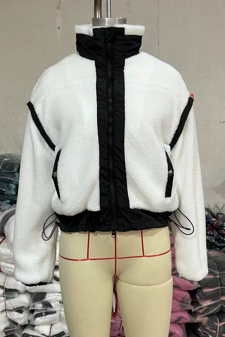 Stilla | Casual Patchwork Udedragt Med Lynlås og Kontrasterende Ståkrave