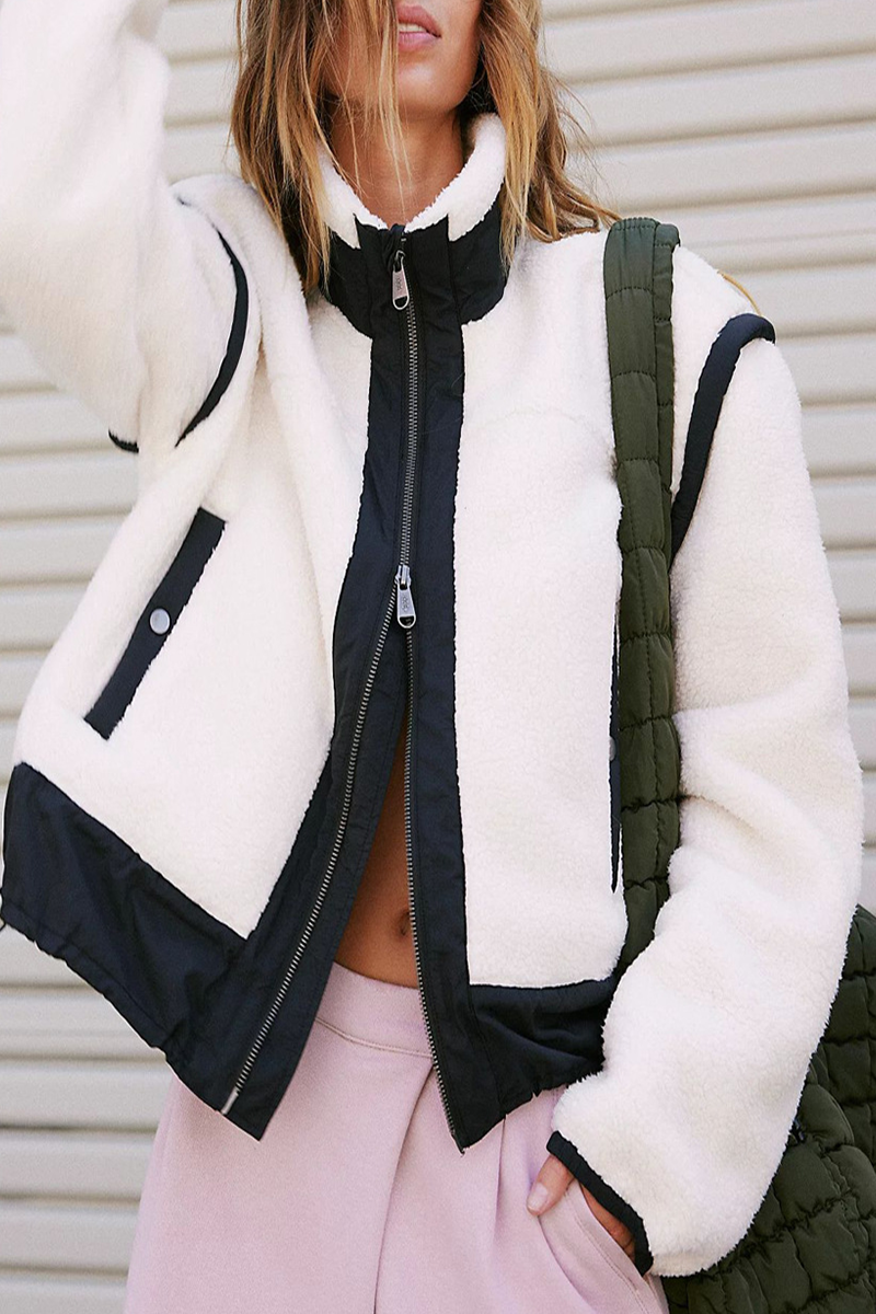 Stilla | Casual Patchwork Udedragt Med Lynlås og Kontrasterende Ståkrave