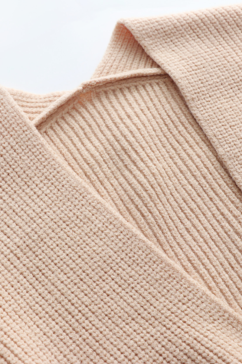 Stilla | Moderat V-Udskæring Pullover i Ensfarvede Farver