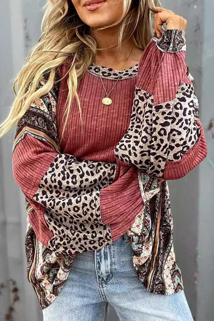 Stilla | Casual Rundhalstrøjer med striber og kontrast patchwork leopard