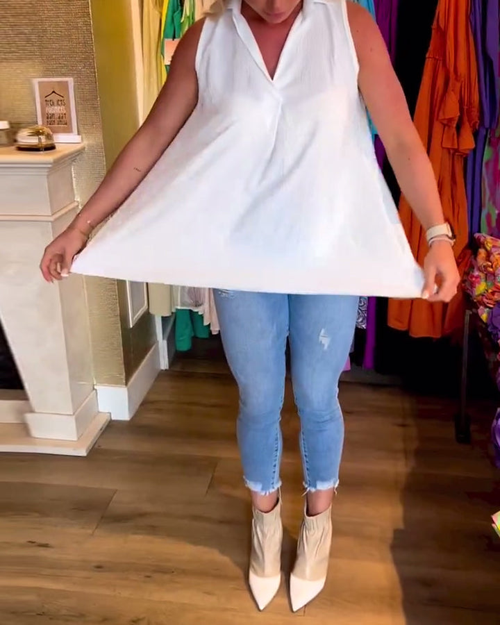 Stilla | Ruffled Lapel Top Stilfuld og Elegante Sommerbeklædning