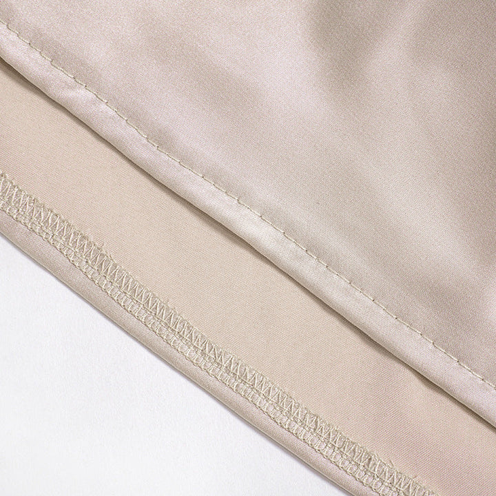 Stilla | Kort, Tætsiddende Satin Kjole til Kvinder, Aftenkjole med Stropper, Asymmetrisk, Skulderfri Design, Forår