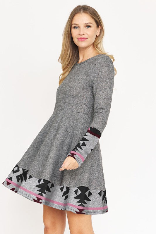 Stilla | Fit Og Flare Kjole