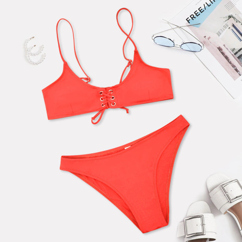 Damer bikini med raffineret snøredesign Skovae