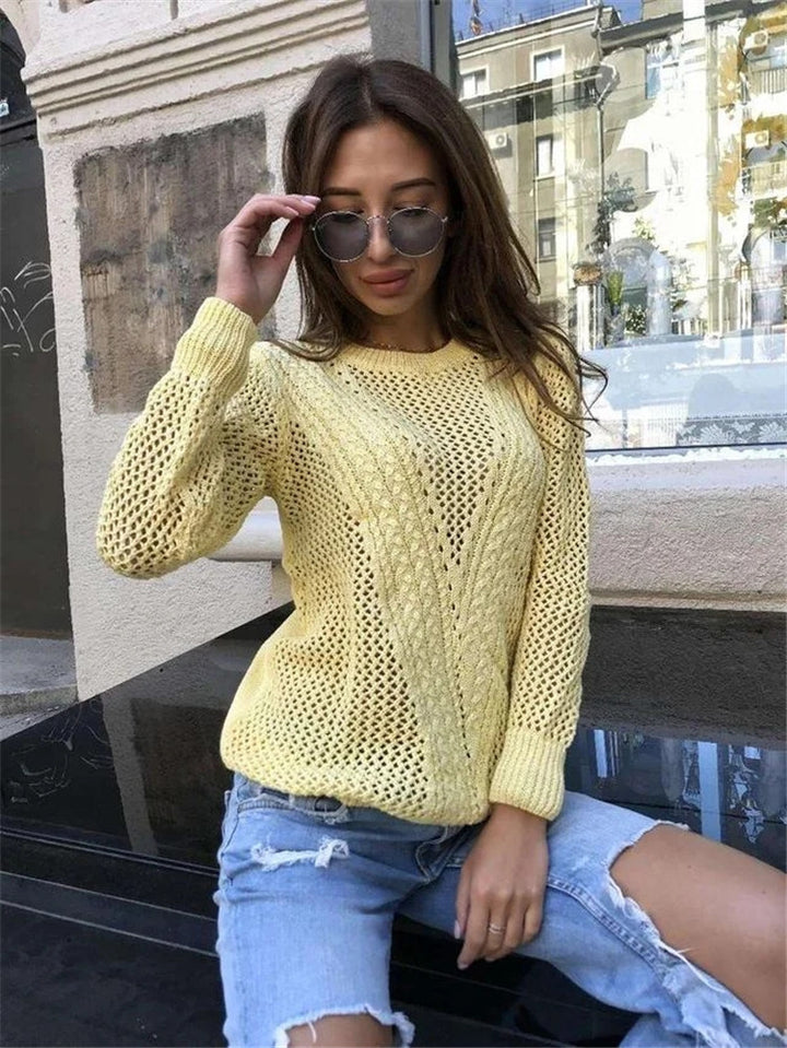 Dame luftig strikket sweater med moderne netmønster Stilla