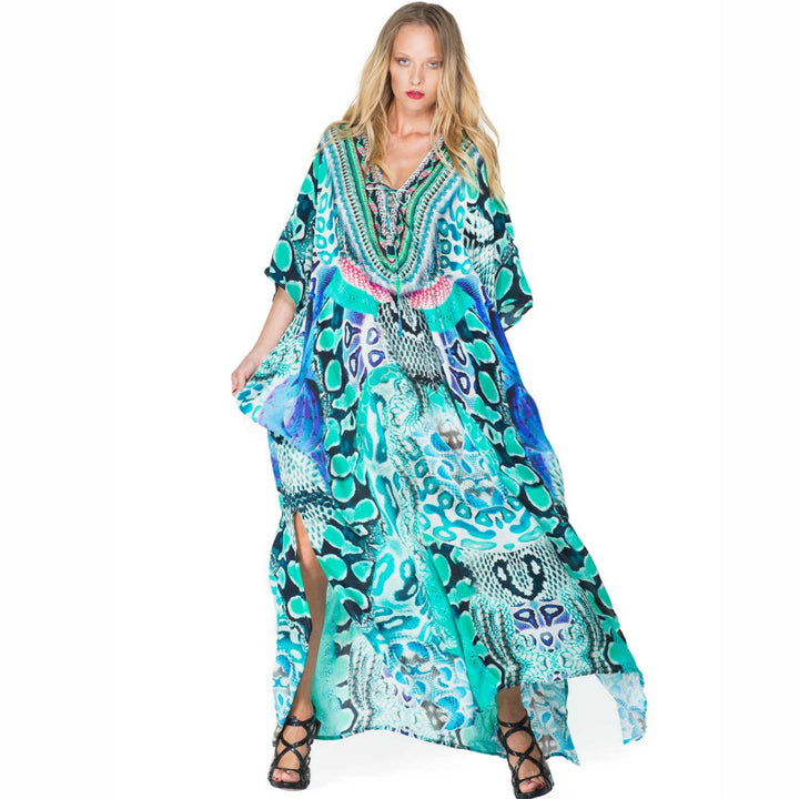 Dame Maxi-Kaftan med kunstnerisk dyremønster og sidelæg Stilla