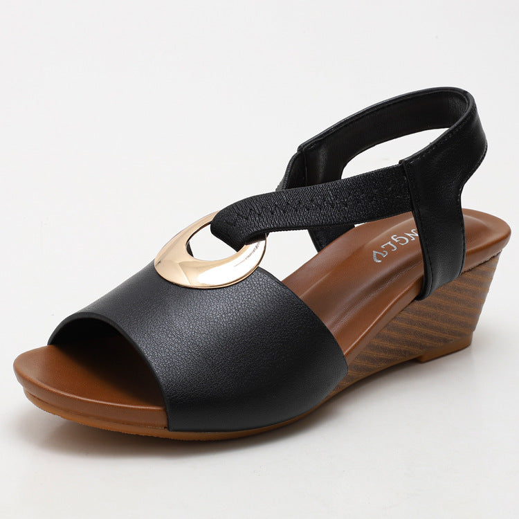 Dame wedge-sandaler med komfortabel rem og stilfuld detalje Stilla