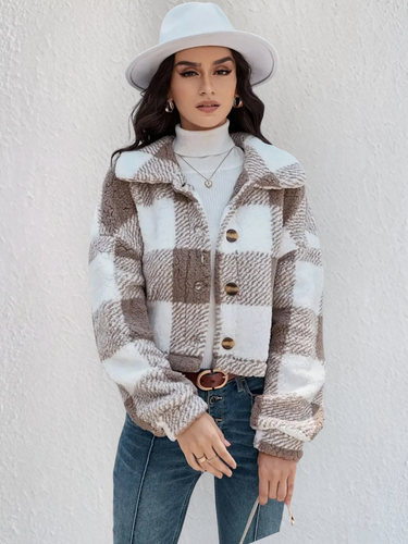 Stilla | Rutet Plysjakke-design for Hygge