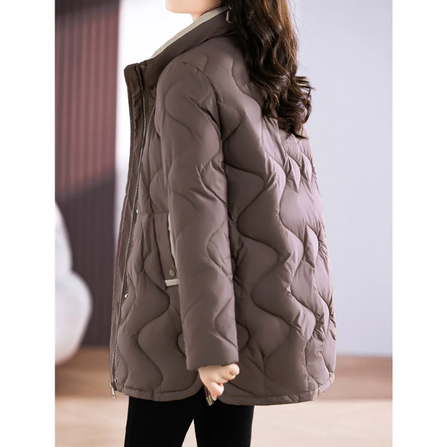 Stilla | Elegant quilted jakke med ståkrave til et smart look Ideel til efterår/vinter