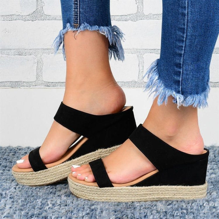 Dame Wedge-sandaler med moderne slangeskindsdesign og komfortabelt fodseng Stilla