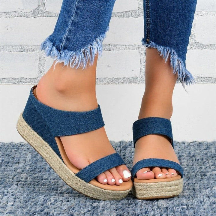 Dame Wedge-sandaler med moderne slangeskindsdesign og komfortabelt fodseng Stilla