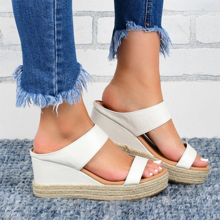 Dame Wedge-sandaler med moderne slangeskindsdesign og komfortabelt fodseng Stilla