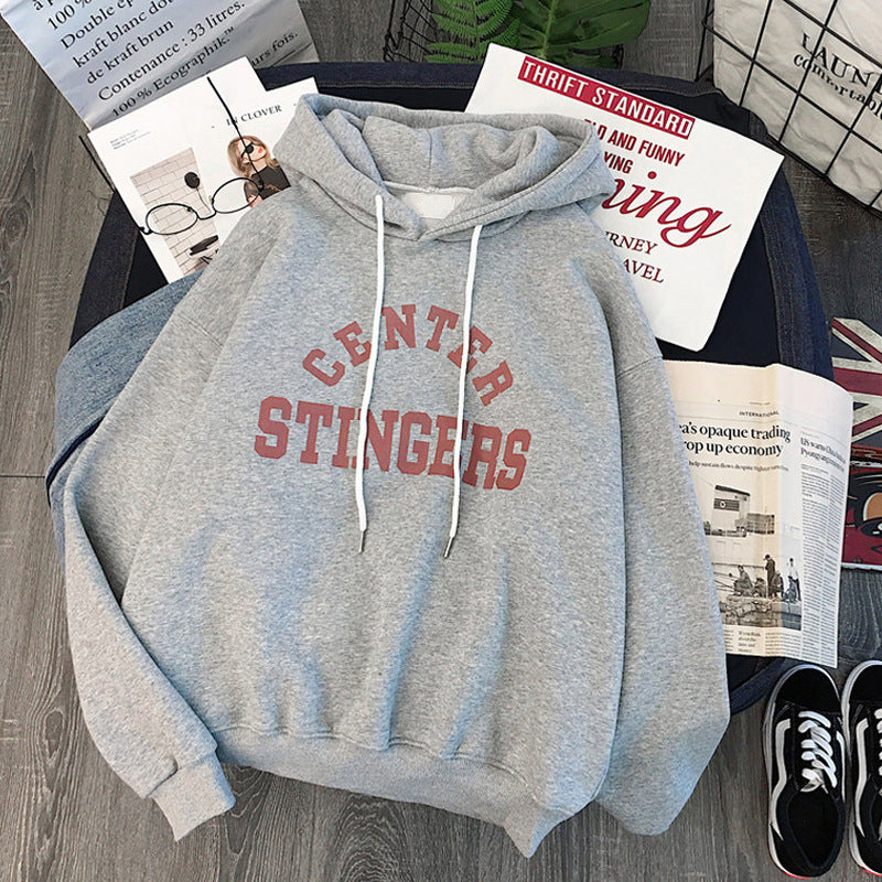 Femme grafik afslappet hoodie med rummelig kængurulomme Stilla