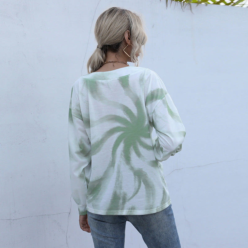 Kvinders oversized sweater med dyb V-hals og stilfulde knap detaljer Stilla