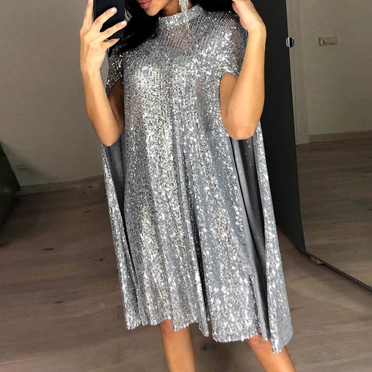 Dame aftenkjole med glitrende cape-snit og glamourøse pailletter stil