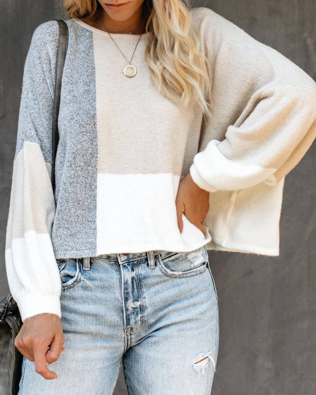 Damerne mode oversized sweater med unik snit og kontrasterende farveblokke Stilla
