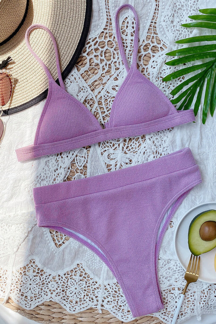 Stilla | Bikini Overdel Og String Med Struktureret Underdel