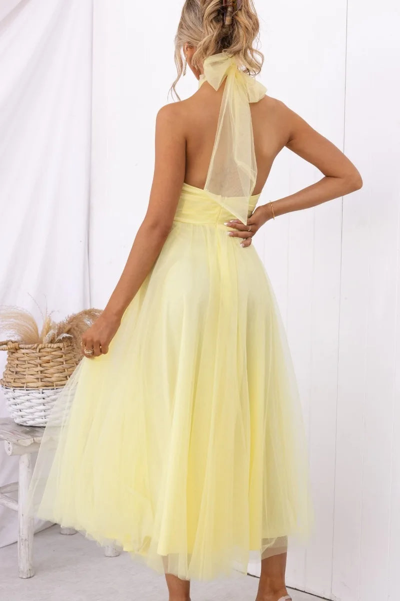 Stilla | Halter Tulle Mid Kjole