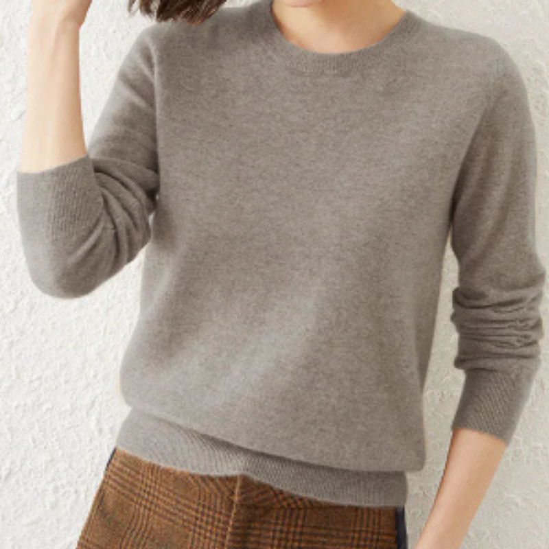 Stilla | Komfortabel Sweater med Klassisk Silhuet