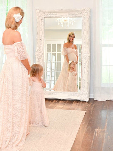 Stilla | Kjole Til Gravide for Photoshoot Evening Gown Pregnant With Train in Pink Lace