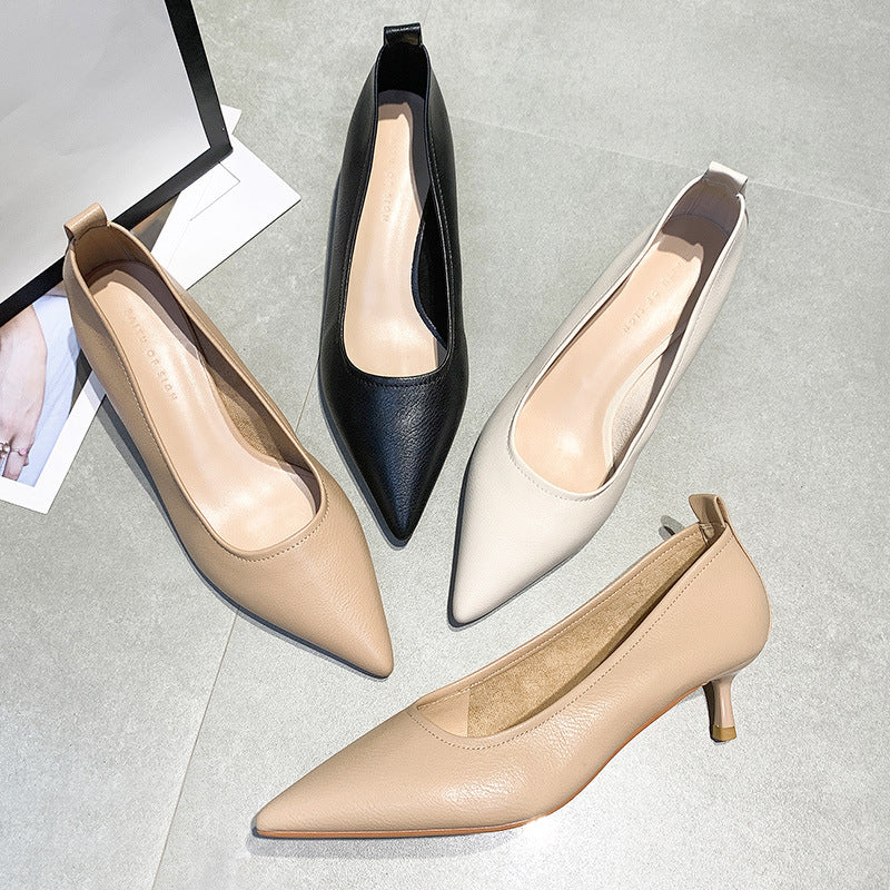 Dame elegante spidsede Kitten Heel Pumps Stilla