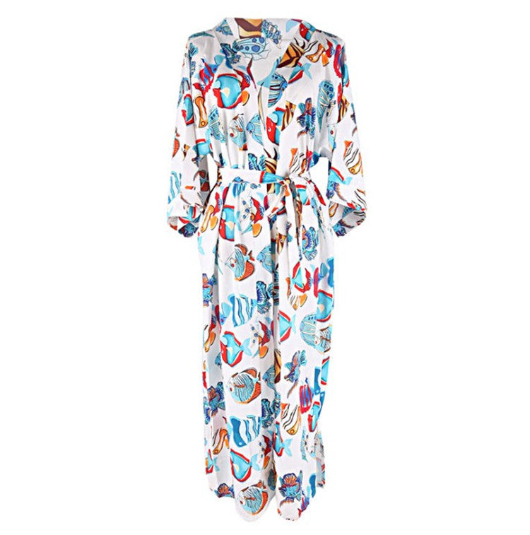 Dame strandkåbe med farverigt fiskeudskæring Stilla