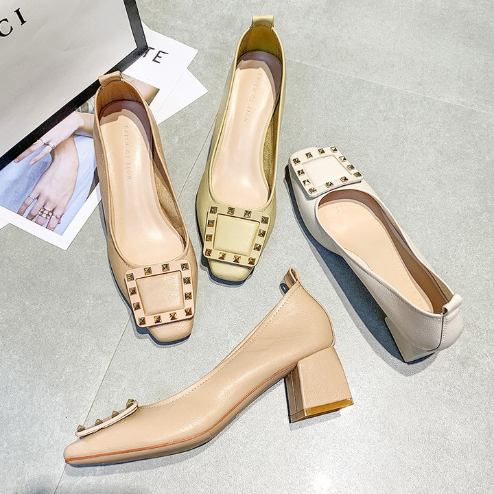 Dame elegant spids Slingback-pumper med nitter-detalje Stilla