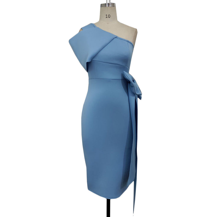 Dame elegant omslagkjole med asymmetrisk design og iøjnefaldende sløjfeaccent Skovae