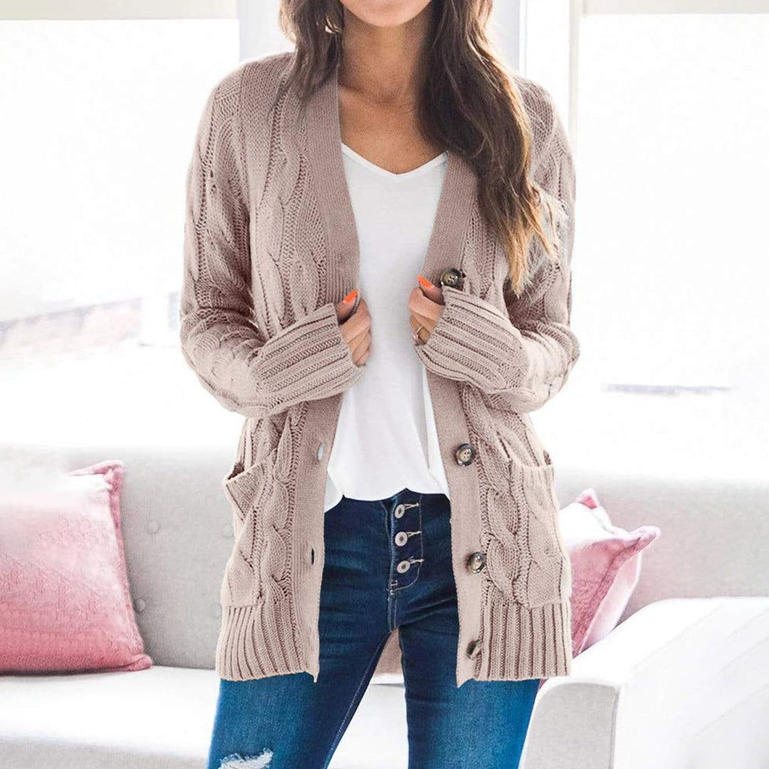 Kvindernes chunky strikkede cardigan med store knapper og praktiske lommer Stilla