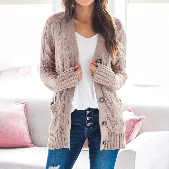 Kvindernes chunky strikkede cardigan med store knapper og praktiske lommer Stilla