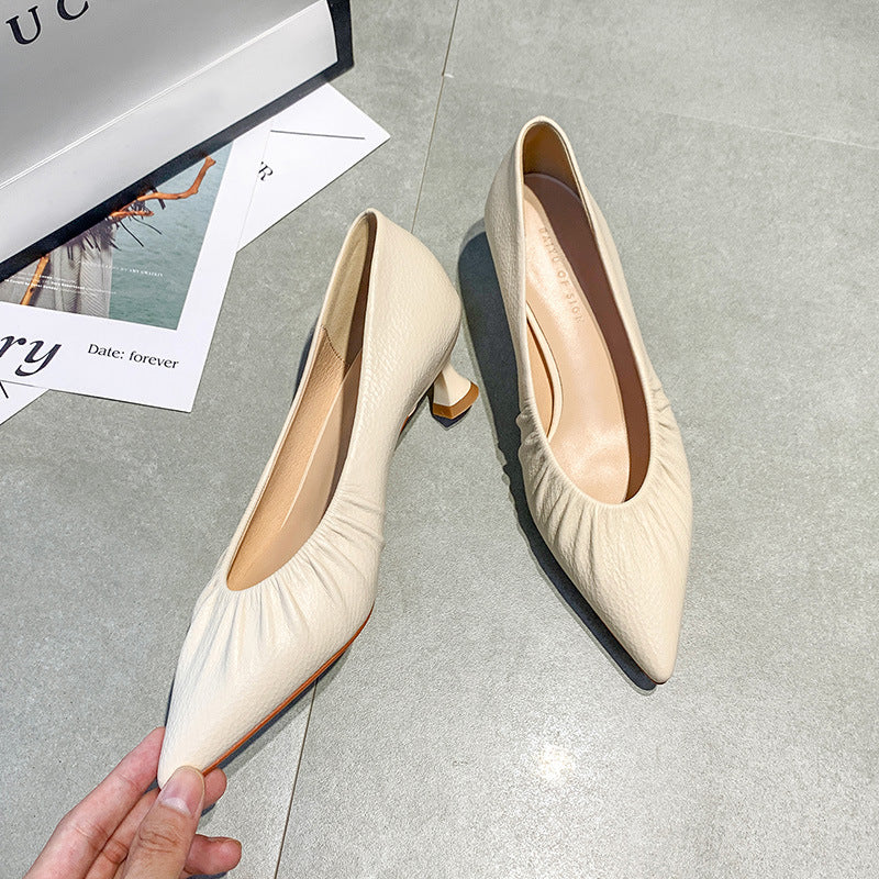 Dame elegante spidsede Kitten Heel Pumps Stilla
