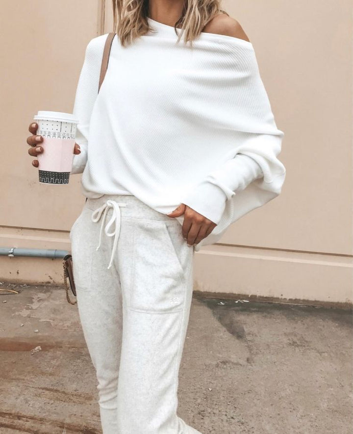 Dame afslappet sweater i off-shoulder-design Stilla